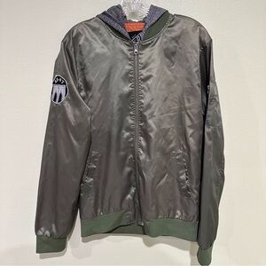 BKC Bomber Jacket Men's Medium Green Satin Wind Breaker